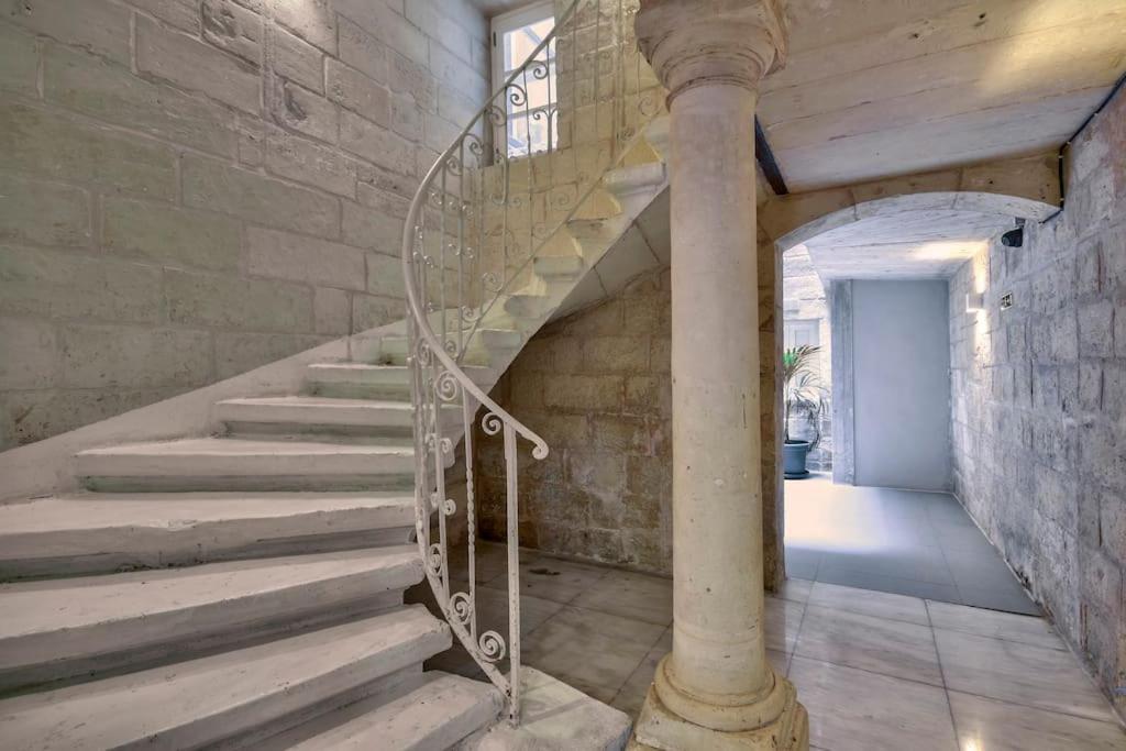 Orangery 101 - Duplex Studio Apartment Valletta Exterior foto